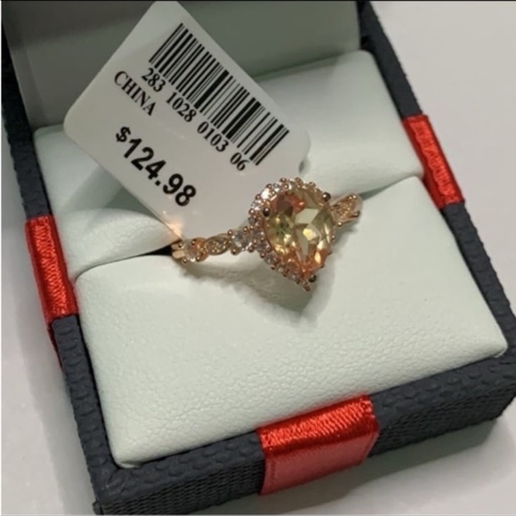 sapphire Jewelry - 14 K Rose gold Sapphire cocktail Ring